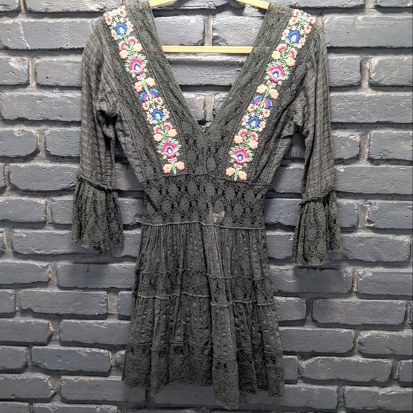 Free People Embroidered Lace Dress size 2 - Picture 3 of 6